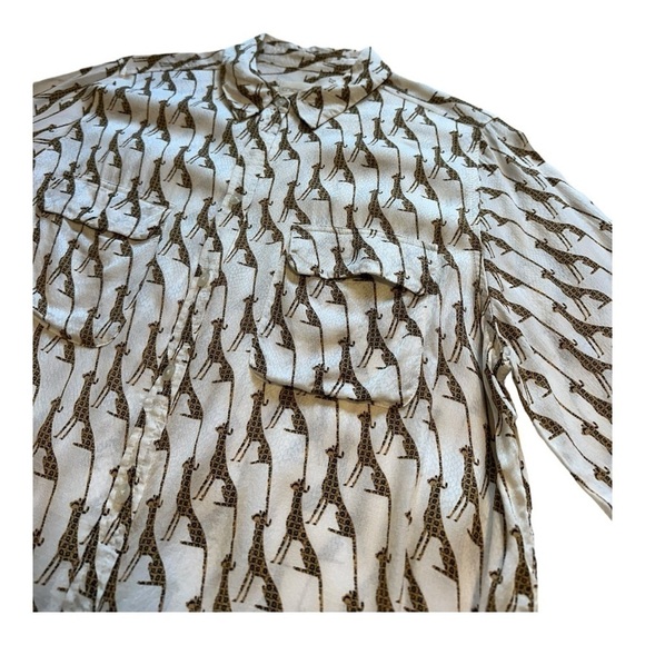 Chico’s Cheetah Print Blouse Button Down Long Sleeve - Size Large - Picture 5 of 14